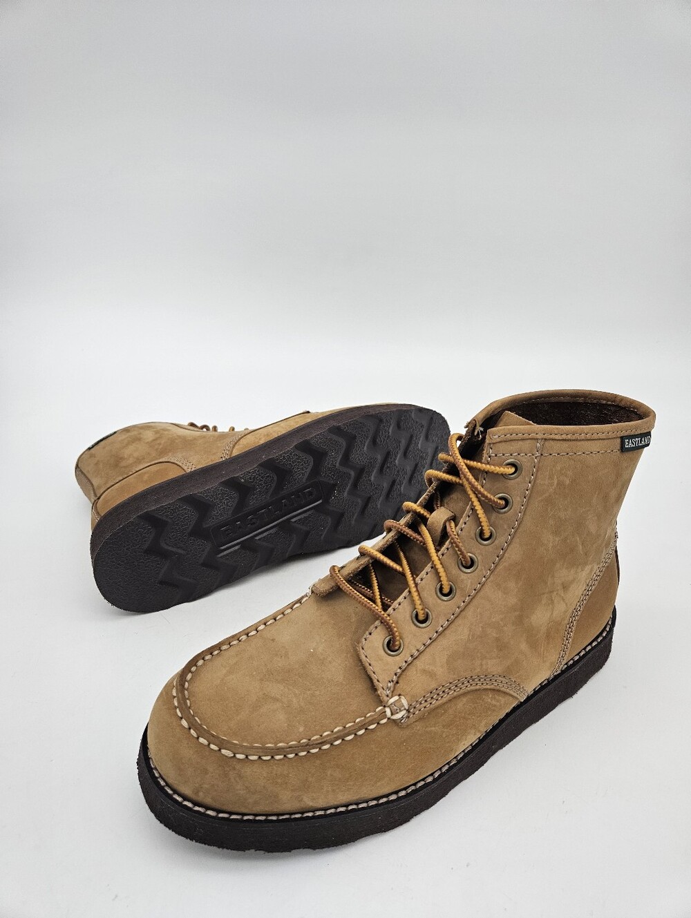 Eastland Men's Lumber Up Lace-Up Leather Boots in Tan Sz 9D Lightweight Durable - Picture 1 of 12